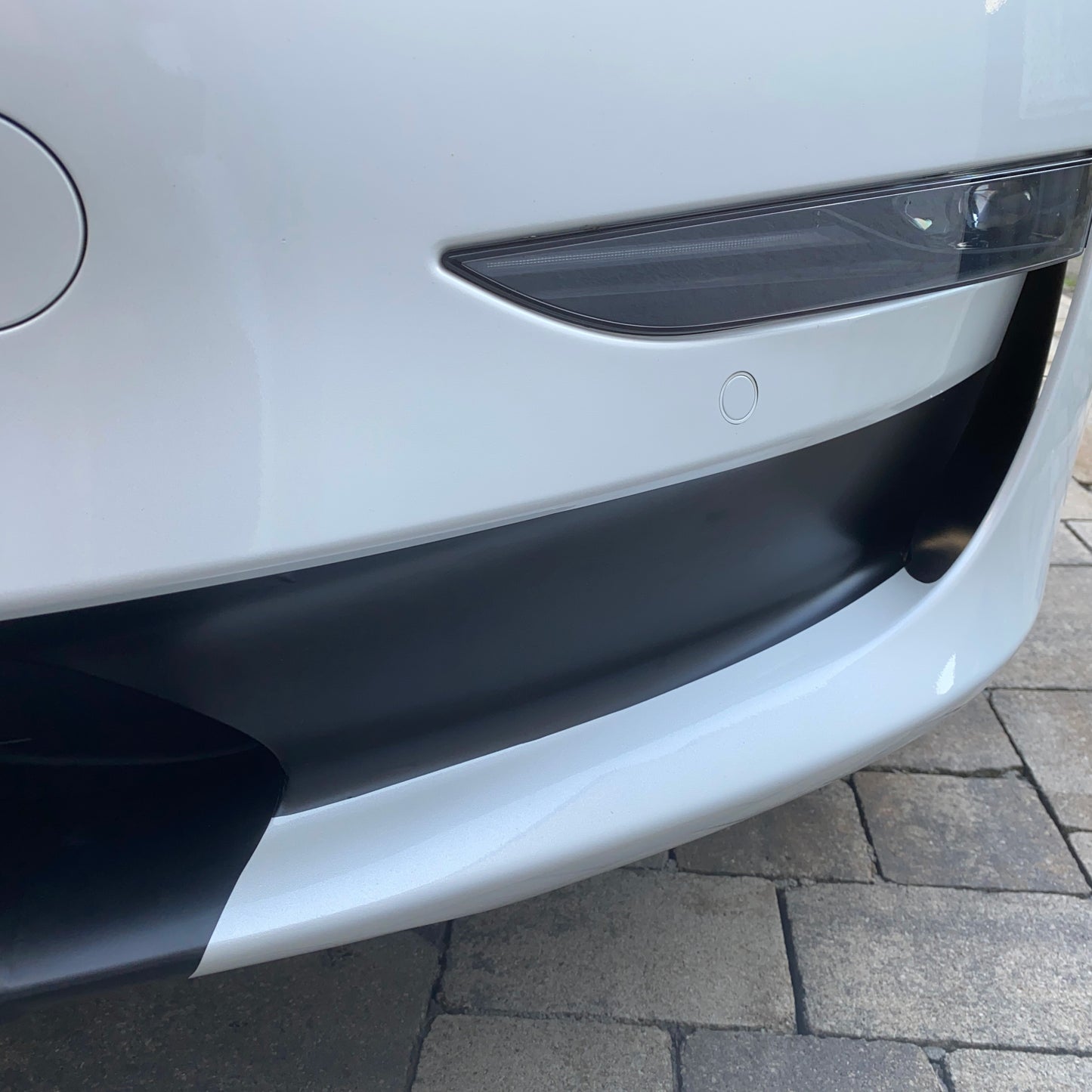 Lip Blackout Frontstoßstange - Tesla Model 3