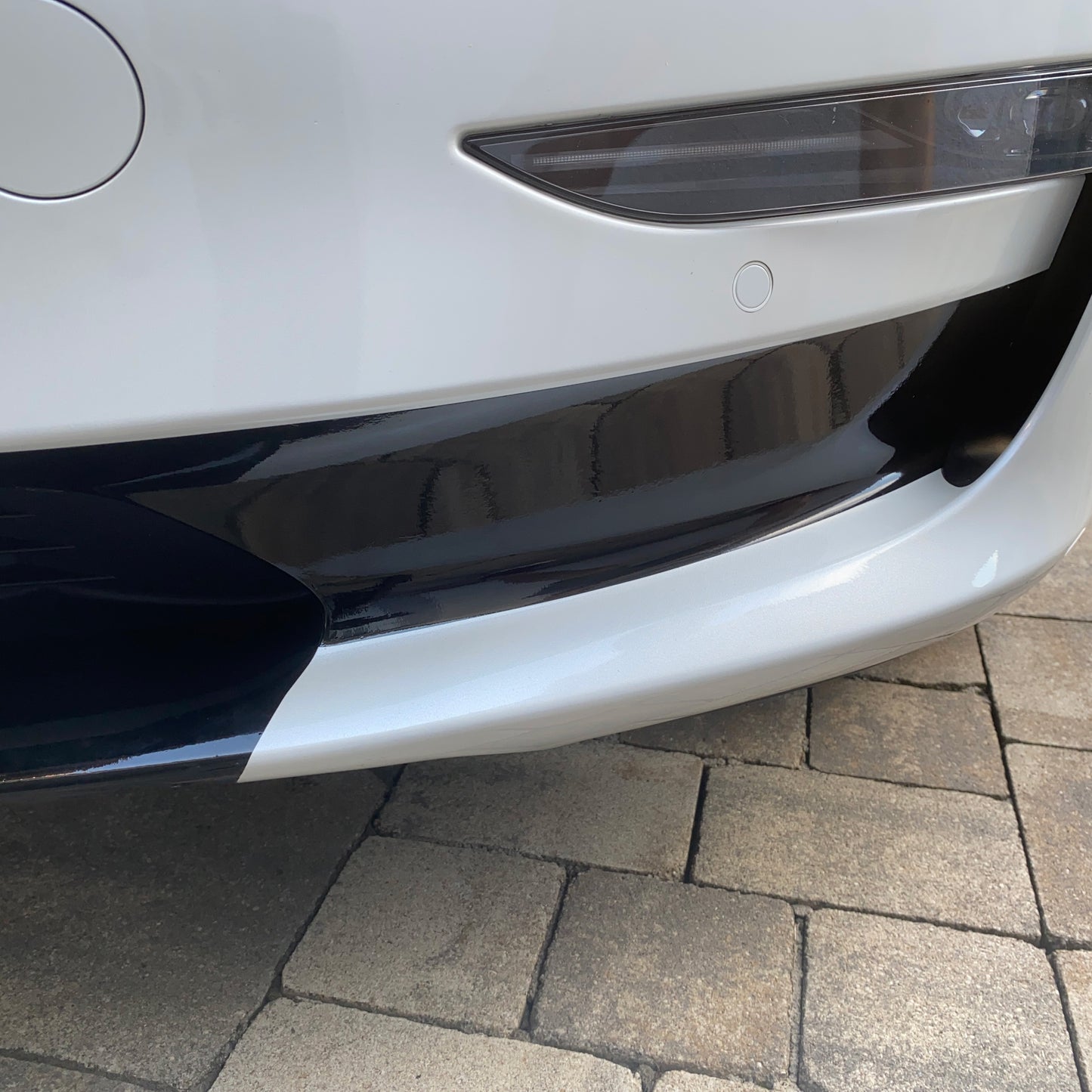 Lip Blackout Frontstoßstange - Tesla Model 3
